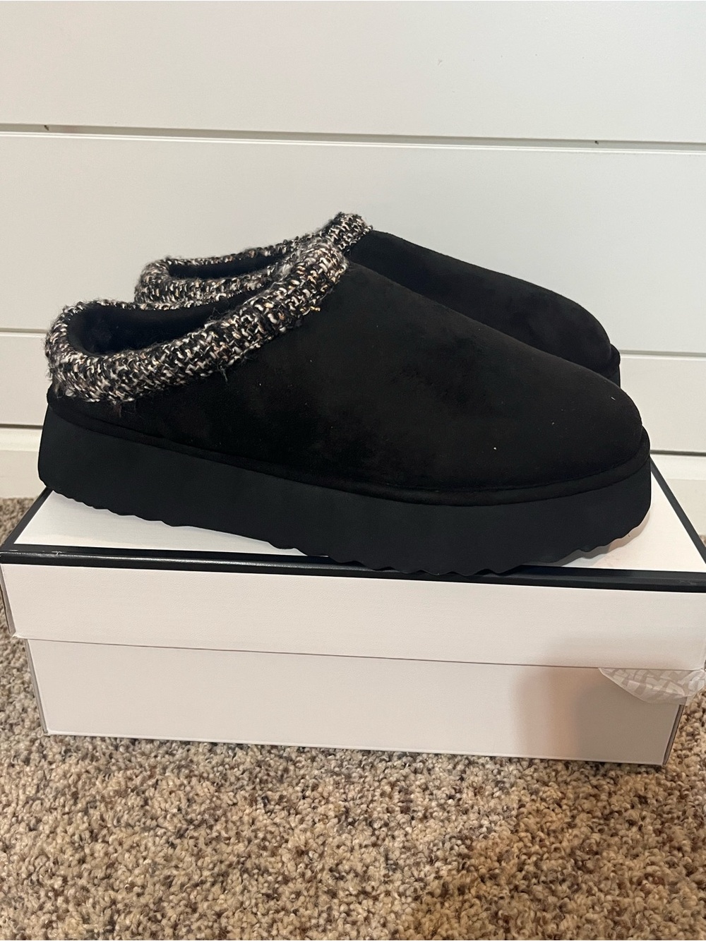 Steve Madden Black Slip-On Platform Mules with Tweed Collar